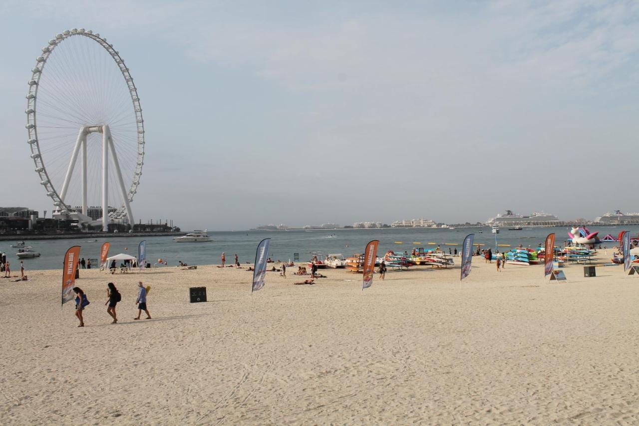 Newly Furnished One Bedroom Apartment Next To Metro & Beach In Marina Residence Dubai Buitenkant foto
